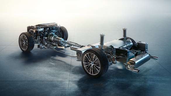 Mild hybrid technology BMW 5 Series Sedan G30 chassis 